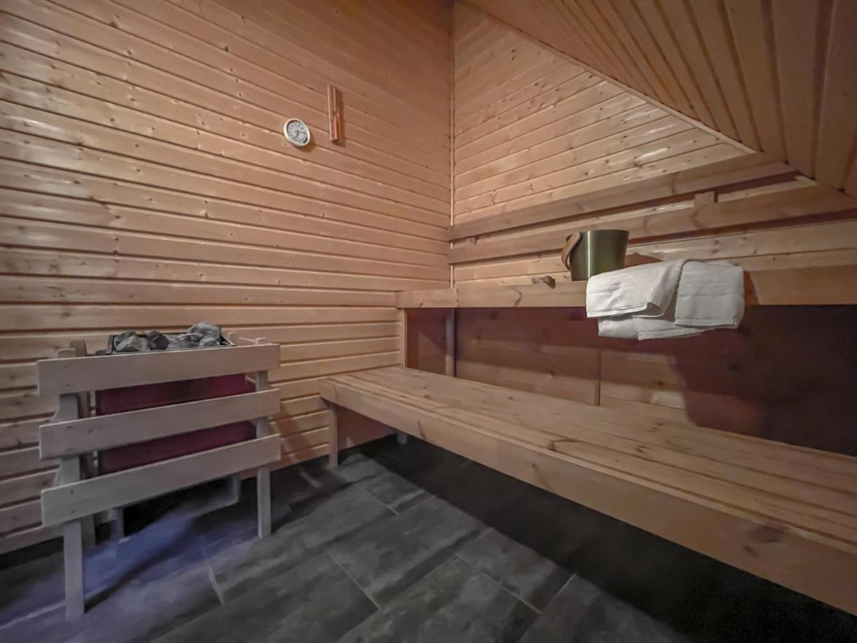Traumhaff Kuestenchalets - Einzigartige Chalets An Der Ostsee. Ganz Aus Laerchenholz Mit Kamin Und Sauna Vogelsang-Warsin Extérieur photo