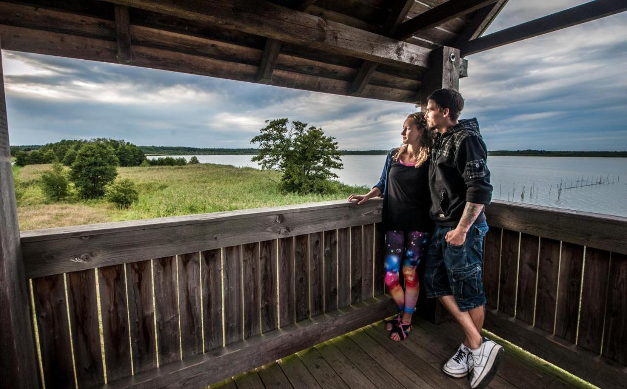 Traumhaff Kuestenchalets - Einzigartige Chalets An Der Ostsee. Ganz Aus Laerchenholz Mit Kamin Und Sauna Vogelsang-Warsin Extérieur photo